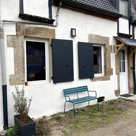 Bel Appartement Sur Cour Plein Centre Ville Et Parking 물랭 외부 사진